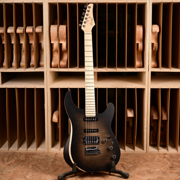Fascinante - Black Burst Satin